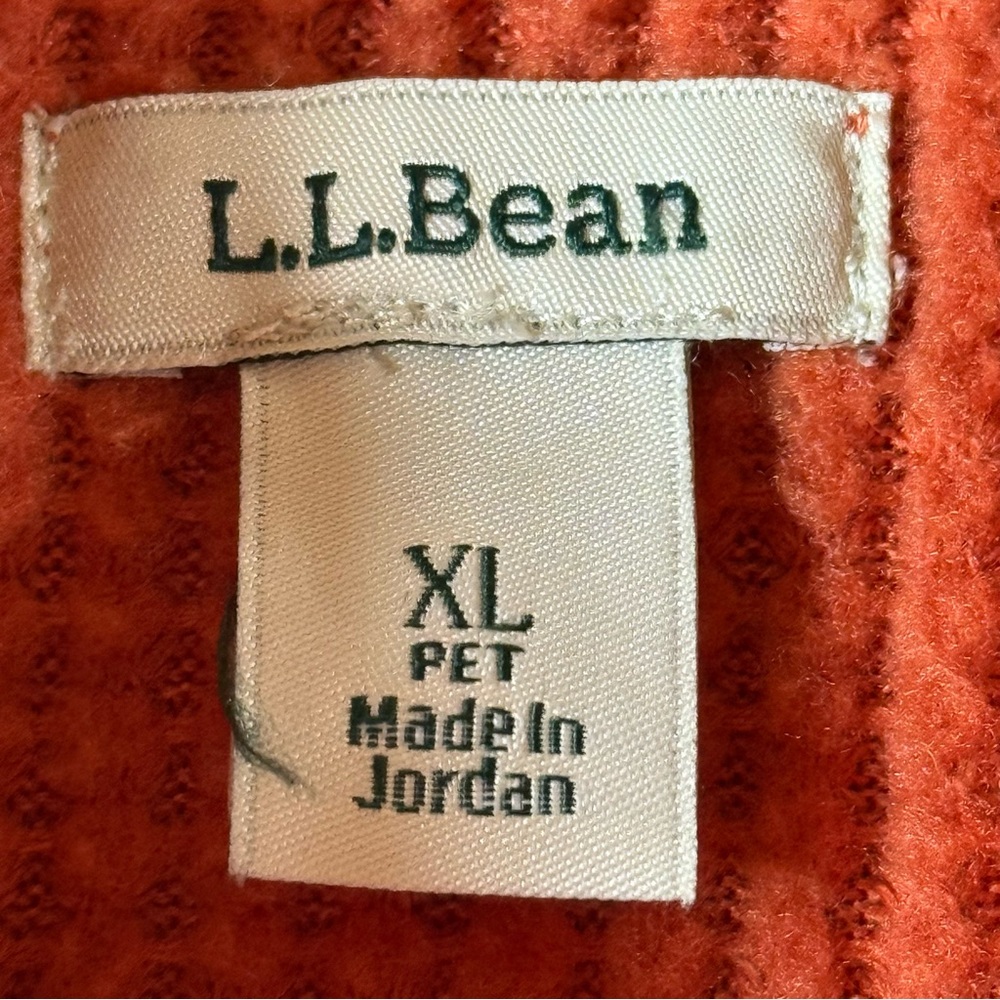 L.L. Bean Women's Coral Hooded Jacket - Picture 7 of 9